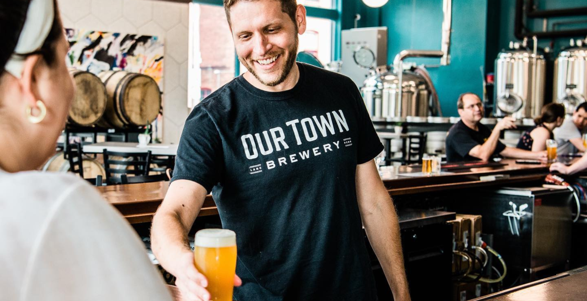 https://www.discoverlancaster.com/imager/s3_us-east-1_amazonaws_com/lancaster-2019/images/Hero-Images/Hero_Image_brewery_@ourtownbrewery_a7b4ecd9b33e9cc84c4b7a5dc13d1758.png